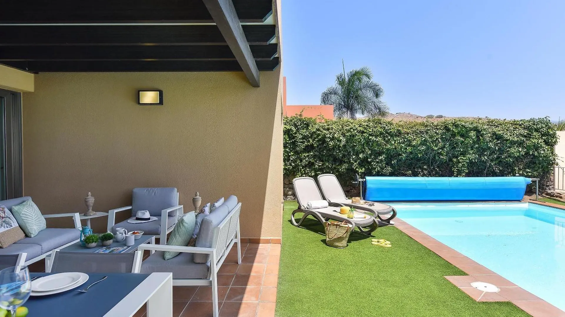 Villa Salobre Golf Dos Luxury Retreat In Gran Canaria Private Outdoor Heatable Pool Bbq Facilities Shaded Outdoor Dining Area Salobre Golf, Spagna